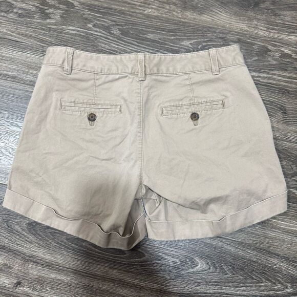 Banana Republic Tan City Chino Shorts - Picture 2 of 6